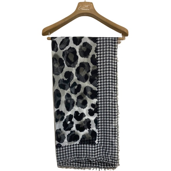 NICOLE MARCIANO•HOUNDSTOOTH / ANIMAL PRINT SCARF• - Picture 1 of 5